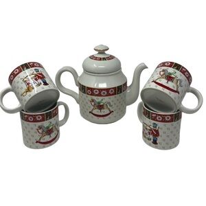 Classic Traditions Five Piece Teapot and Cup Set by Charlton Hall. Vintage